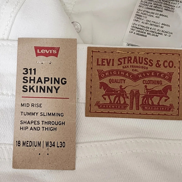 NWT Levi's 311 Shaping Skinny Women's 18M 34x30 White Jeans 34 X 30 - Picture 10 of 12